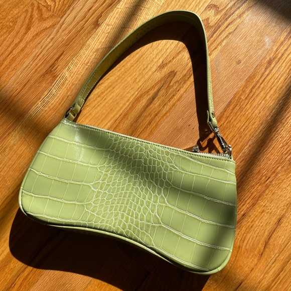 JW PEI Handbags - JW Pei shoulder bag 🥑